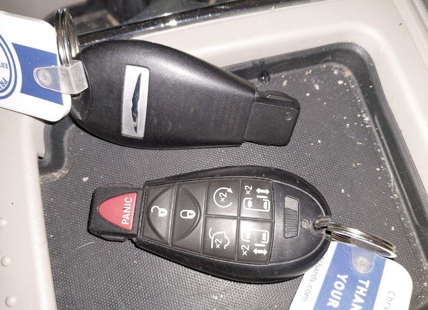 Photo 11 of 2013 Chrysler Town & COUNTRY TOURING-L (VIN 2C4RC1CG8DR616201)