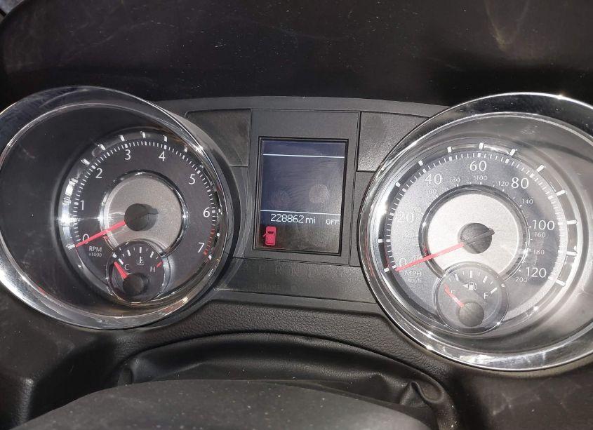 Photo 7 of 2013 Chrysler Town & COUNTRY TOURING-L (VIN 2C4RC1CG8DR616201)