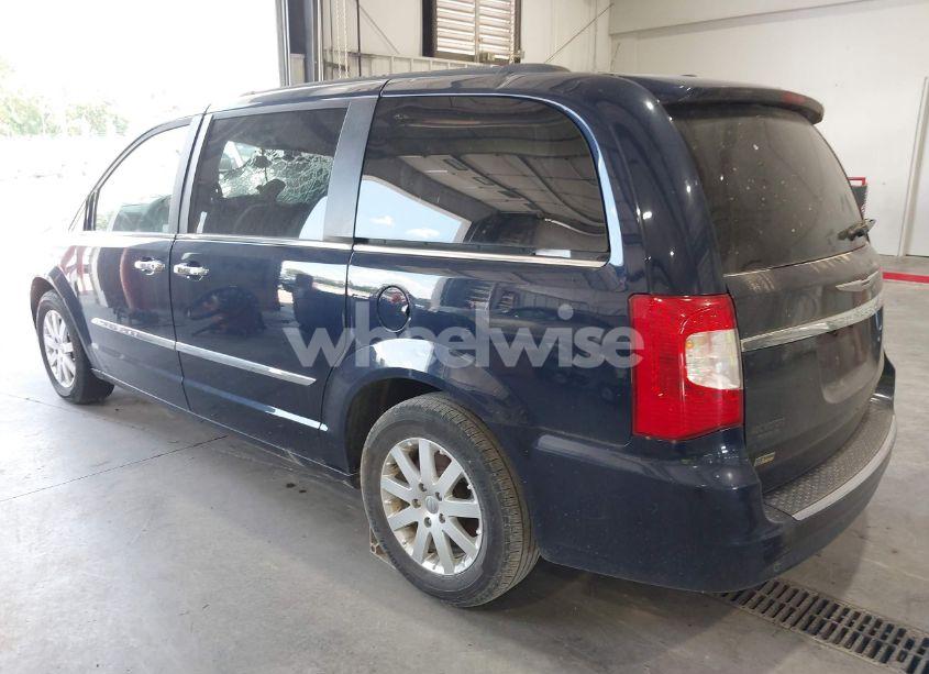 Photo 3 of 2013 Chrysler Town & COUNTRY TOURING-L (VIN 2C4RC1CG8DR697149)