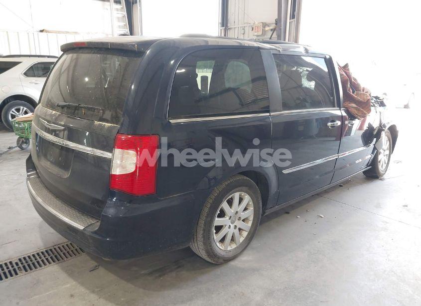 Photo 4 of 2013 Chrysler Town & COUNTRY TOURING-L (VIN 2C4RC1CG8DR697149)