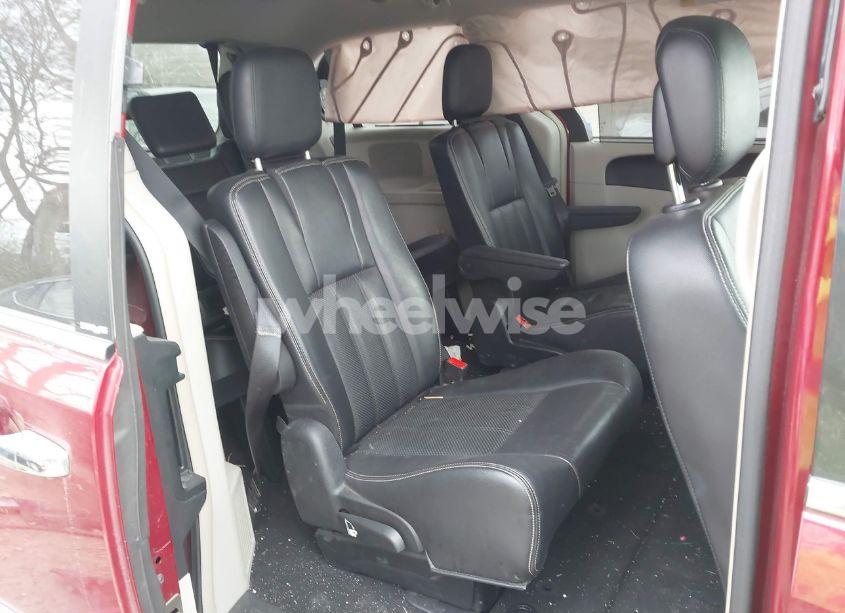 Photo 8 of 2014 Chrysler Town & COUNTRY TOURING-L (VIN 2C4RC1CG8ER189197)