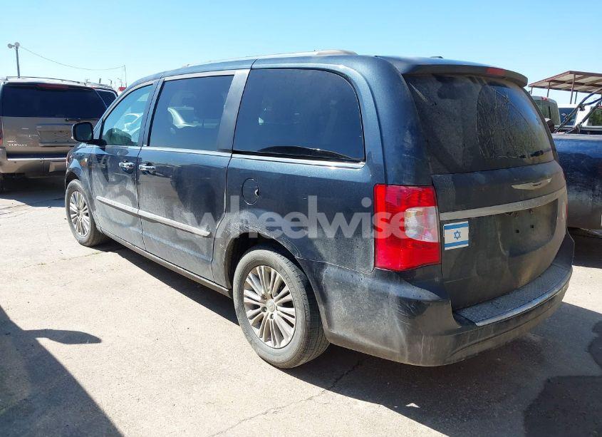 Photo 3 of 2014 Chrysler Town & COUNTRY TOURING-L 30TH ANNIVERSARY (VIN 2C4RC1CG8ER239564)