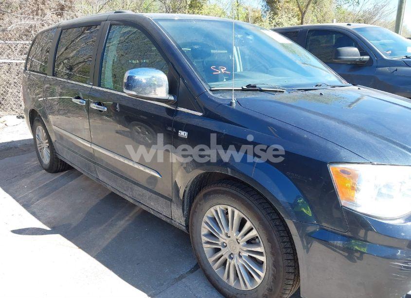 Photo 6 of 2014 Chrysler Town & COUNTRY TOURING-L 30TH ANNIVERSARY (VIN 2C4RC1CG8ER239564)