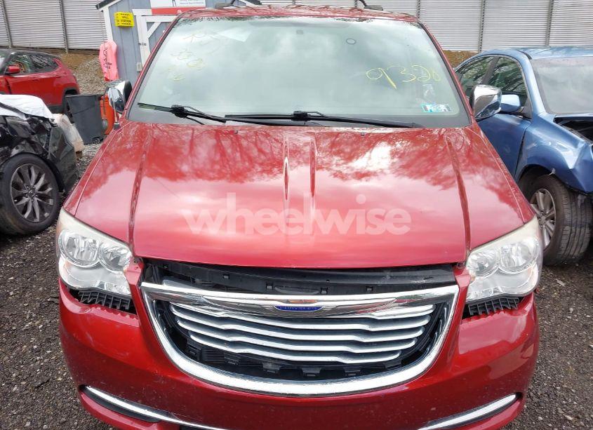 Photo 12 of 2014 Chrysler Town & COUNTRY TOURING-L (VIN 2C4RC1CG8ER329328)