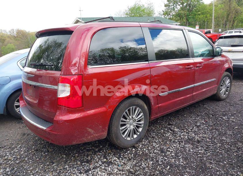 Photo 4 of 2014 Chrysler Town & COUNTRY TOURING-L (VIN 2C4RC1CG8ER329328)