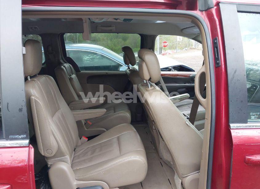 Photo 8 of 2014 Chrysler Town & COUNTRY TOURING-L (VIN 2C4RC1CG8ER329328)