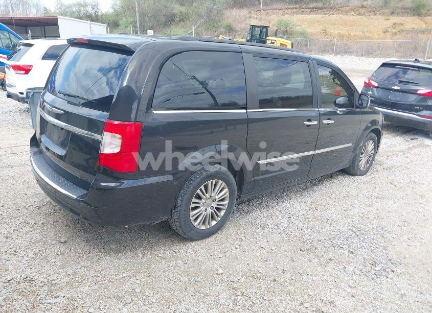 Photo 4 of 2015 Chrysler Town & COUNTRY TOURING-L (VIN 2C4RC1CG8FR522404)