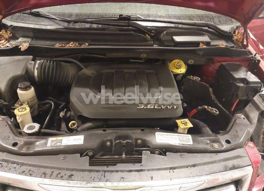 Photo 10 of 2015 Chrysler Town & COUNTRY TOURING-L (VIN 2C4RC1CG8FR525304)