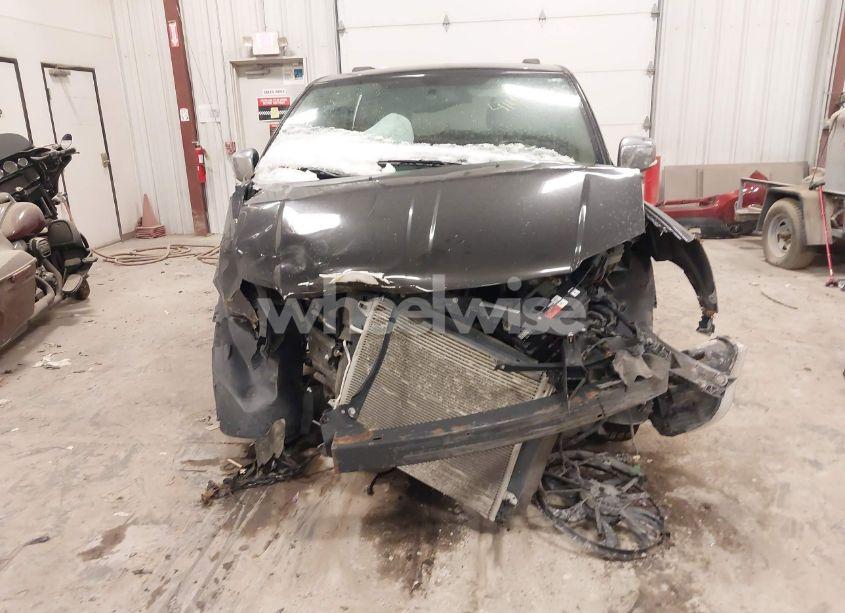 Photo 6 of 2015 Chrysler Town & COUNTRY TOURING-L (VIN 2C4RC1CG8FR677406)