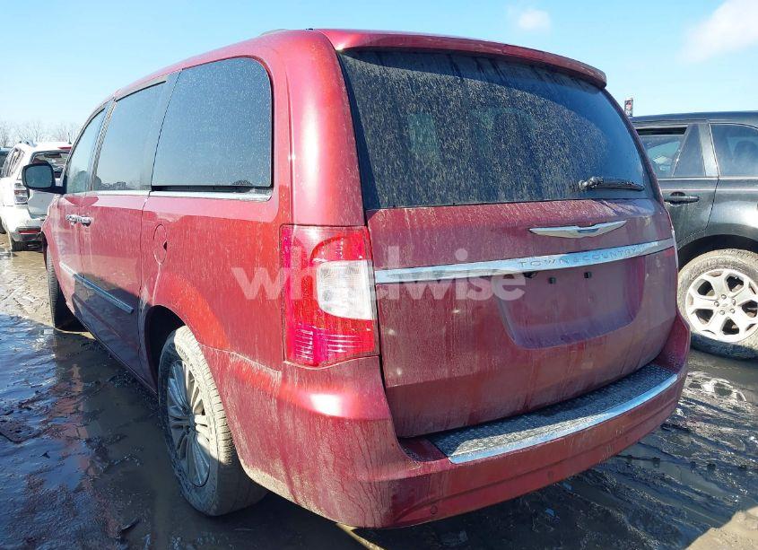 Photo 3 of 2015 Chrysler Town & COUNTRY TOURING-L (VIN 2C4RC1CG8FR731206)