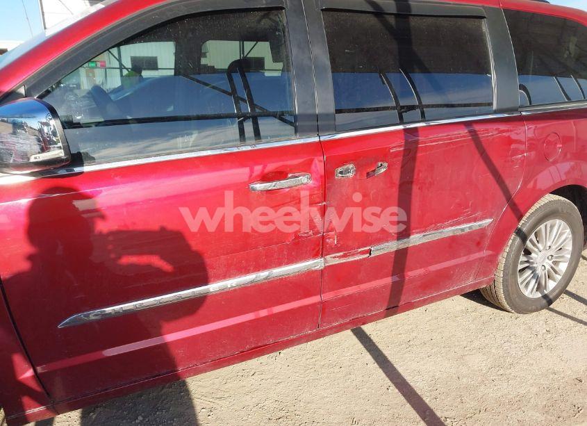 Photo 6 of 2016 Chrysler Town & COUNTRY TOURING-L ANNIVERSARY EDITION (VIN 2C4RC1CG8GR194046)