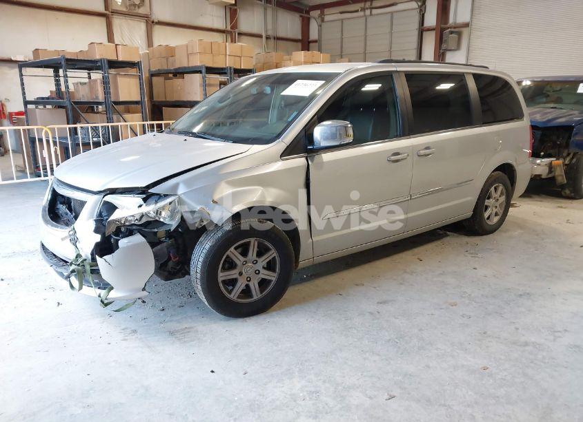 Photo 2 of 2012 Chrysler Town & COUNTRY TOURING-L (VIN 2C4RC1CG9CR150731)