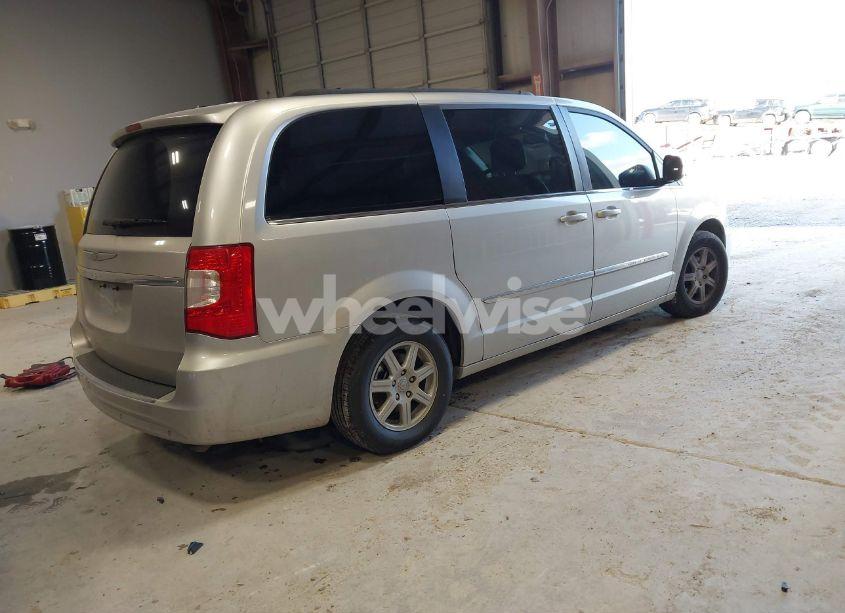 Photo 4 of 2012 Chrysler Town & COUNTRY TOURING-L (VIN 2C4RC1CG9CR150731)