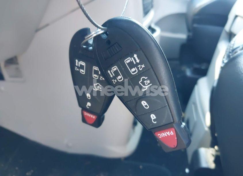 Photo 11 of 2012 Chrysler Town & COUNTRY TOURING-L (VIN 2C4RC1CG9CR156495)