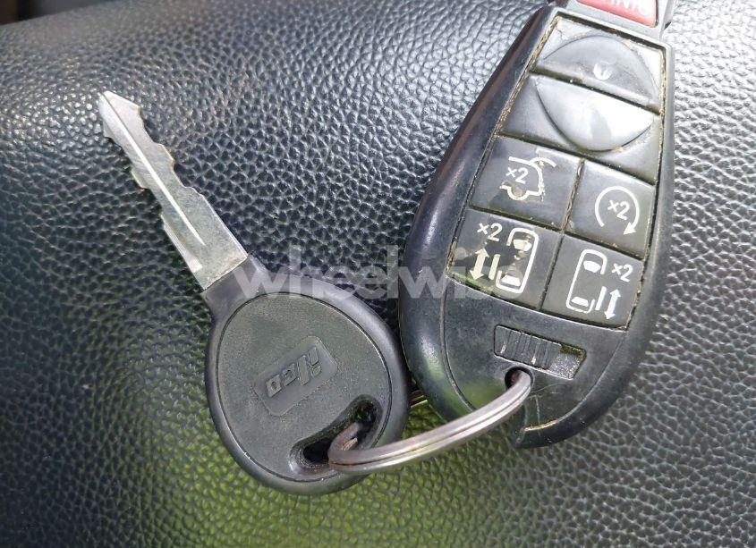 Photo 11 of 2012 Chrysler Town & COUNTRY TOURING-L (VIN 2C4RC1CG9CR233348)