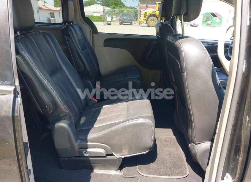 Photo 8 of 2012 Chrysler Town & COUNTRY TOURING-L (VIN 2C4RC1CG9CR233348)