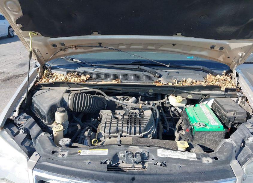 Photo 10 of 2012 Chrysler Town & COUNTRY TOURING-L (VIN 2C4RC1CG9CR270142)