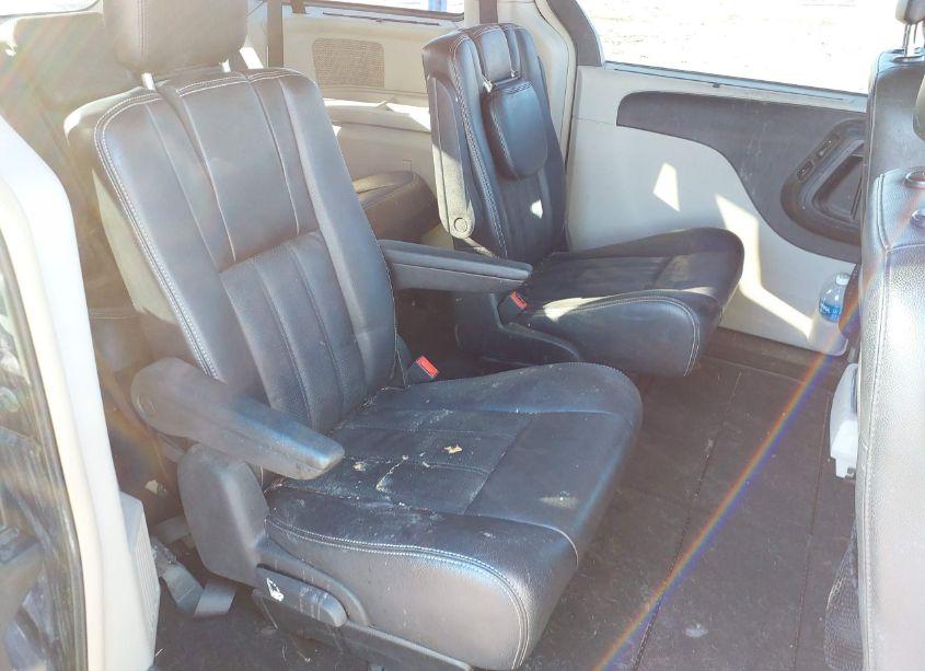 Photo 8 of 2012 Chrysler Town & COUNTRY TOURING-L (VIN 2C4RC1CG9CR270397)