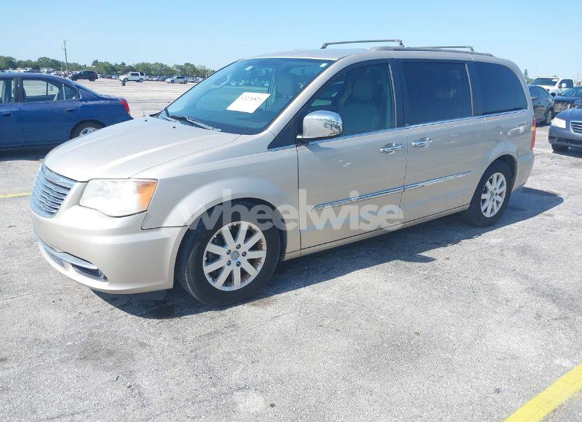 Photo 2 of 2012 Chrysler Town & COUNTRY TOURING-L (VIN 2C4RC1CG9CR297633)