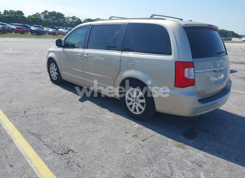 Photo 3 of 2012 Chrysler Town & COUNTRY TOURING-L (VIN 2C4RC1CG9CR297633)