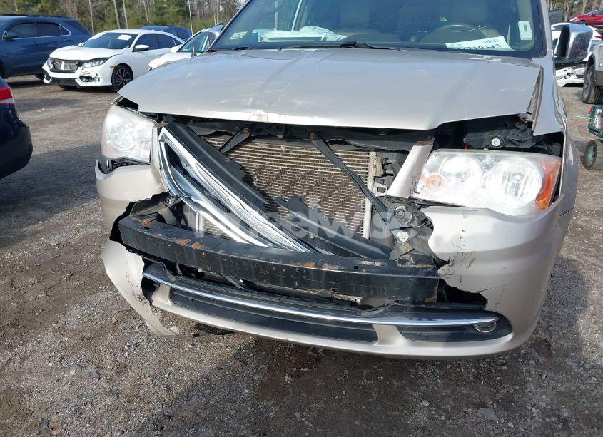 Photo 6 of 2013 Chrysler Town & COUNTRY TOURING-L (VIN 2C4RC1CG9DR595861)