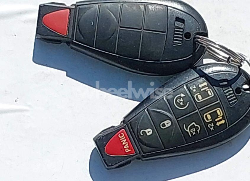 Photo 11 of 2013 Chrysler Town & COUNTRY TOURING-L (VIN 2C4RC1CG9DR597111)