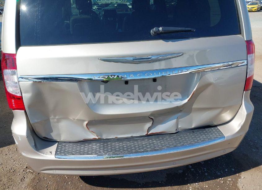 Photo 6 of 2013 Chrysler Town & COUNTRY TOURING-L (VIN 2C4RC1CG9DR597111)