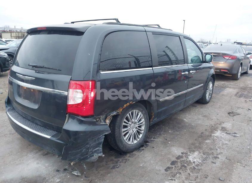 Photo 4 of 2013 Chrysler Town & COUNTRY TOURING-L (VIN 2C4RC1CG9DR785725)