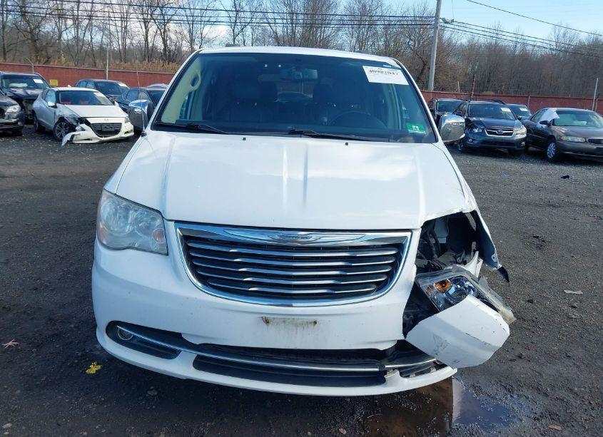 Photo 12 of 2014 Chrysler Town & COUNTRY TOURING-L (VIN 2C4RC1CG9ER143975)