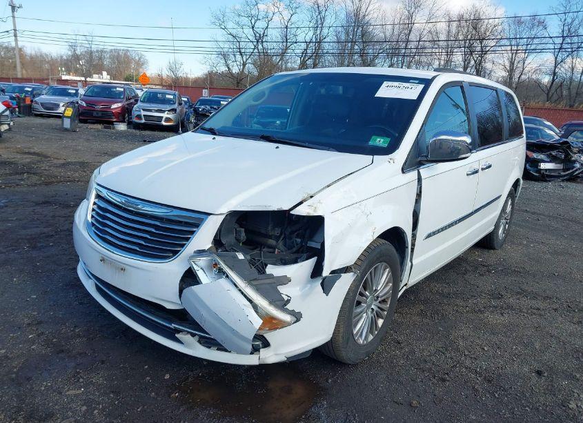 Photo 6 of 2014 Chrysler Town & COUNTRY TOURING-L (VIN 2C4RC1CG9ER143975)