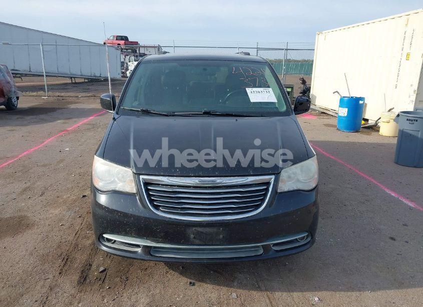 Photo 13 of 2014 Chrysler Town & COUNTRY TOURING-L (VIN 2C4RC1CG9ER188169)
