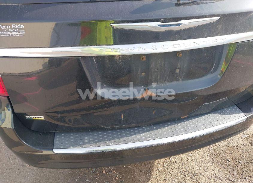 Photo 18 of 2014 Chrysler Town & COUNTRY TOURING-L (VIN 2C4RC1CG9ER188169)