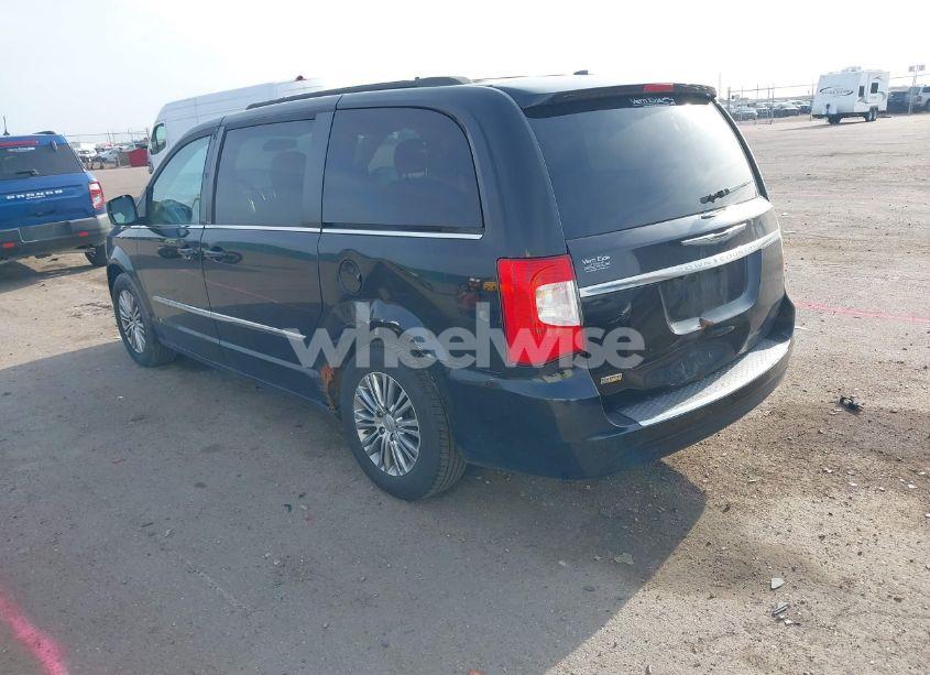 Photo 3 of 2014 Chrysler Town & COUNTRY TOURING-L (VIN 2C4RC1CG9ER188169)