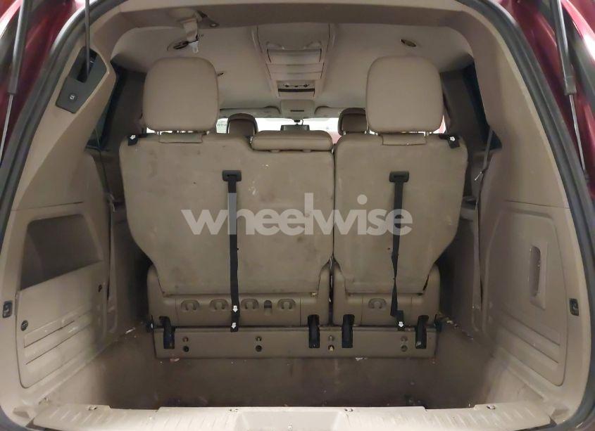 Photo 18 of 2014 Chrysler Town & COUNTRY TOURING-L (VIN 2C4RC1CG9ER277398)