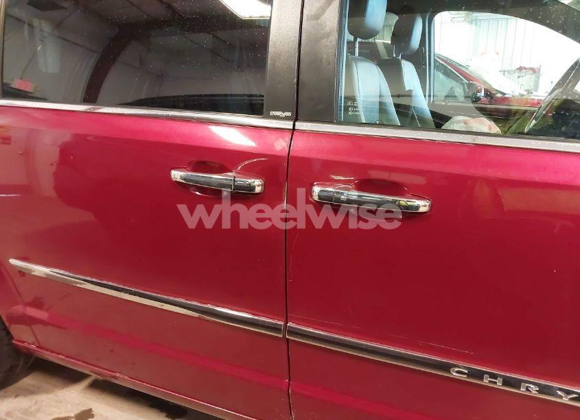 Photo 19 of 2014 Chrysler Town & COUNTRY TOURING-L (VIN 2C4RC1CG9ER277398)