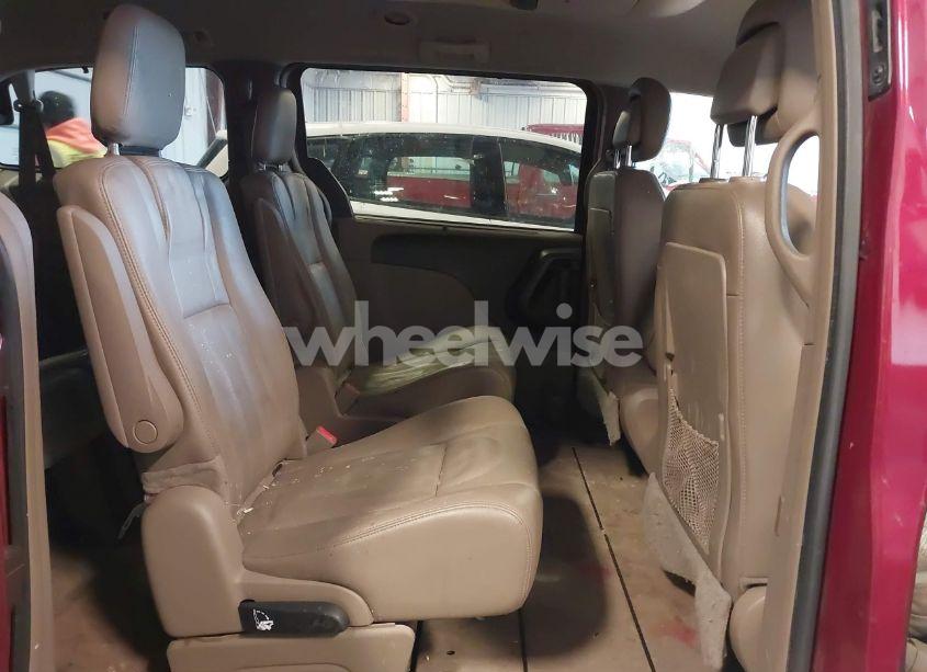 Photo 8 of 2014 Chrysler Town & COUNTRY TOURING-L (VIN 2C4RC1CG9ER277398)