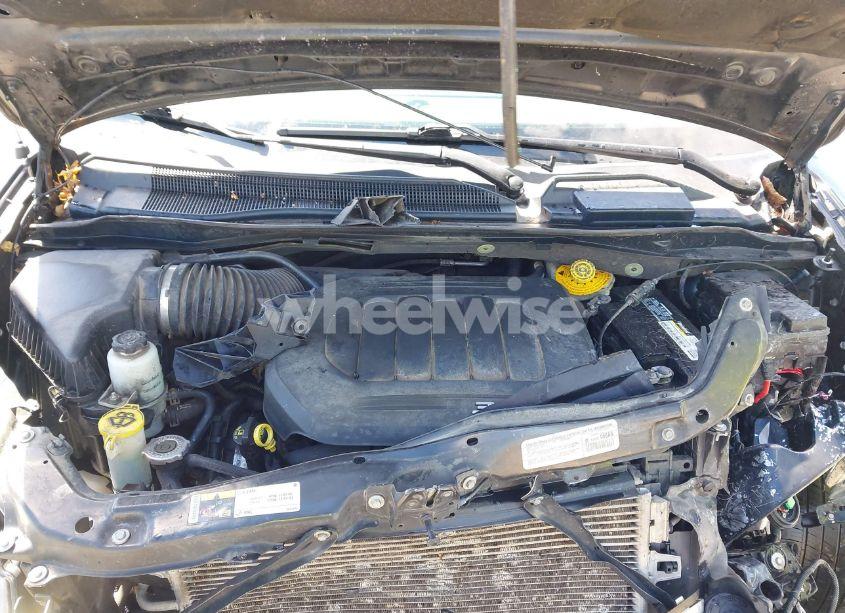 Photo 10 of 2014 Chrysler Town & COUNTRY TOURING-L 30TH ANNIVERSARY (VIN 2C4RC1CG9ER367876)