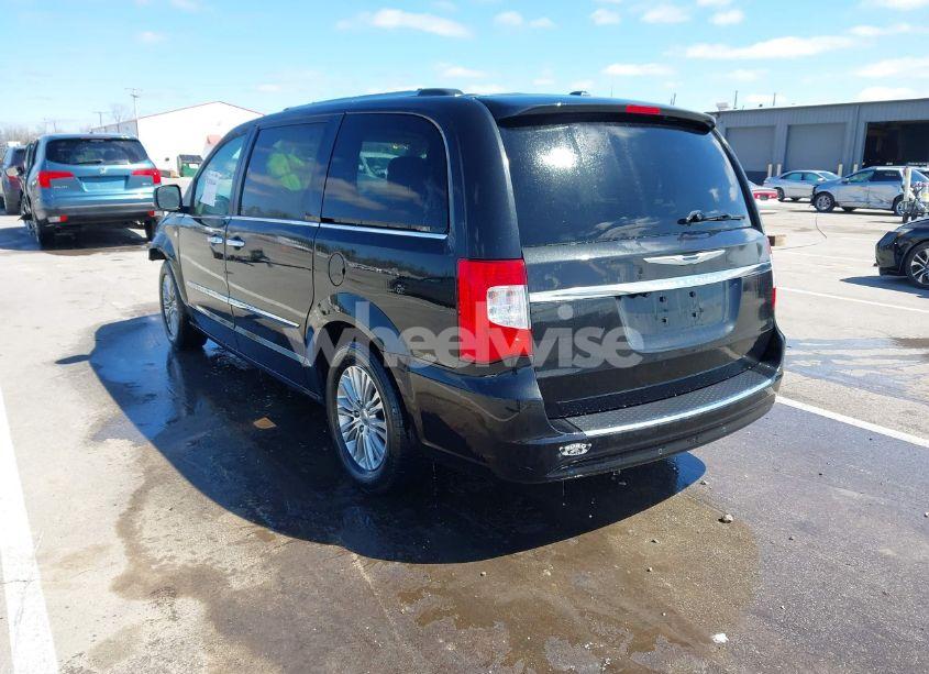 Photo 3 of 2014 Chrysler Town & COUNTRY TOURING-L 30TH ANNIVERSARY (VIN 2C4RC1CG9ER367876)