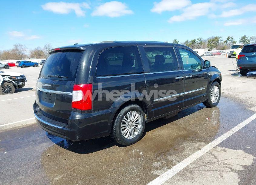 Photo 4 of 2014 Chrysler Town & COUNTRY TOURING-L 30TH ANNIVERSARY (VIN 2C4RC1CG9ER367876)