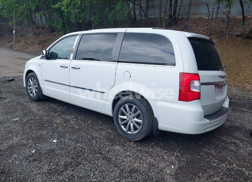 Photo 3 of 2014 Chrysler Town & COUNTRY TOURING-L 30TH ANNIVERSARY (VIN 2C4RC1CG9ER425968)
