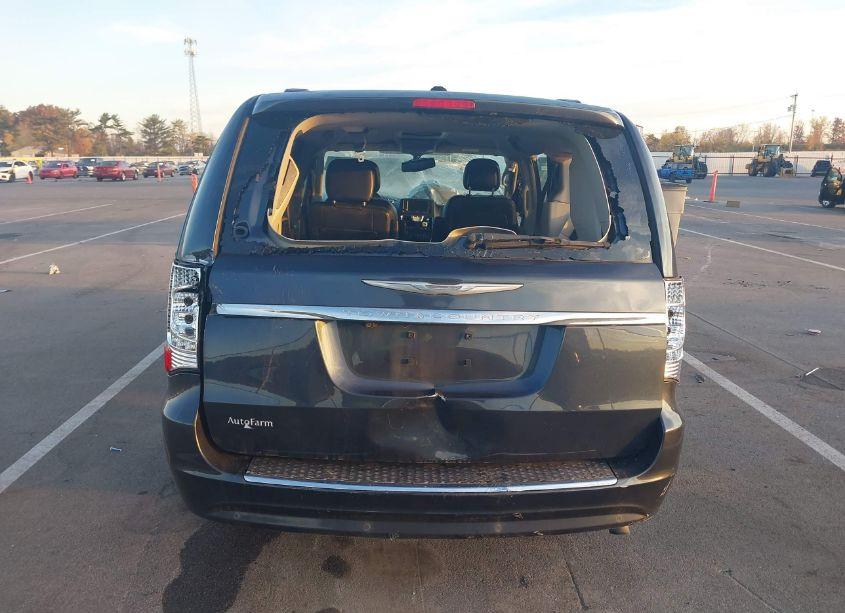 Photo 17 of 2014 Chrysler Town & COUNTRY TOURING-L (VIN 2C4RC1CG9ER455696)