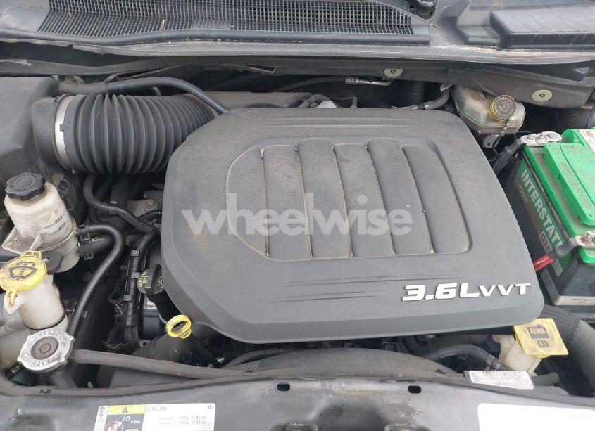 Photo 10 of 2015 Chrysler Town & COUNTRY TOURING-L (VIN 2C4RC1CG9FR646214)