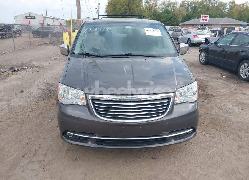 Photo 6 of 2015 Chrysler Town & COUNTRY TOURING-L (VIN 2C4RC1CG9FR646214)