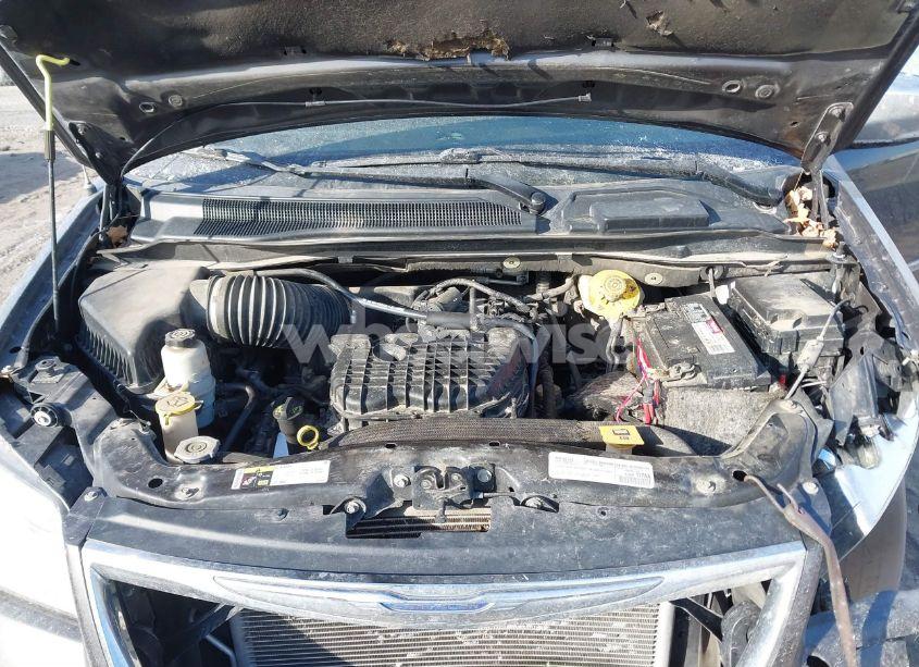 Photo 10 of 2015 Chrysler Town & COUNTRY TOURING-L (VIN 2C4RC1CG9FR673767)