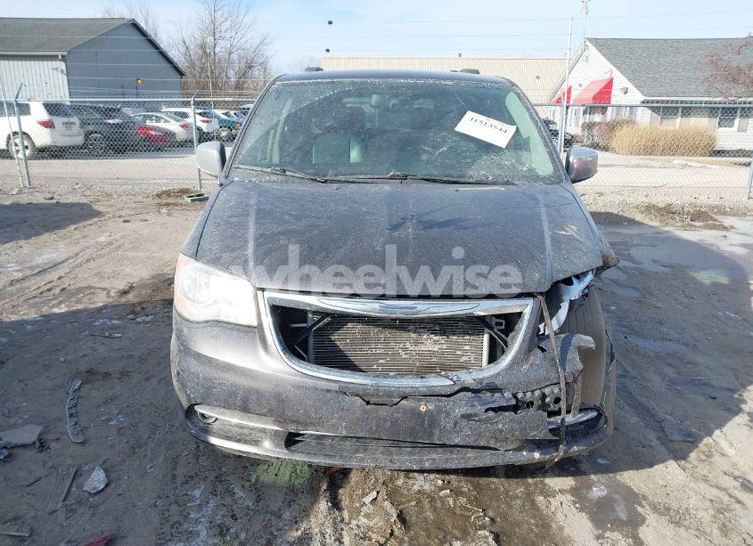 Photo 12 of 2015 Chrysler Town & COUNTRY TOURING-L (VIN 2C4RC1CG9FR673767)