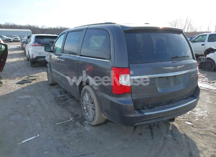 Photo 3 of 2015 Chrysler Town & COUNTRY TOURING-L (VIN 2C4RC1CG9FR673767)