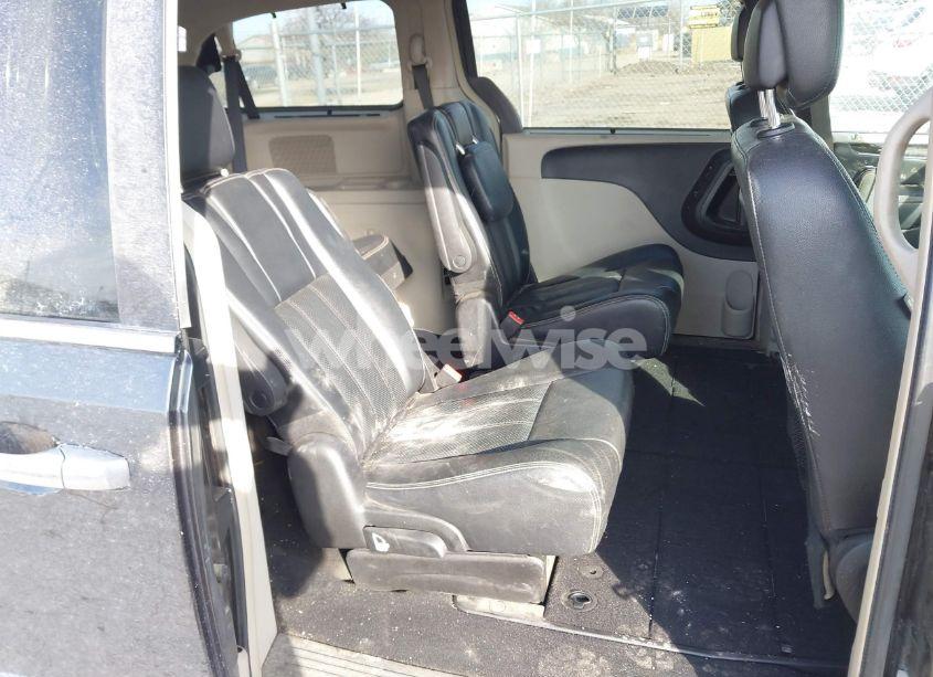 Photo 8 of 2015 Chrysler Town & COUNTRY TOURING-L (VIN 2C4RC1CG9FR673767)