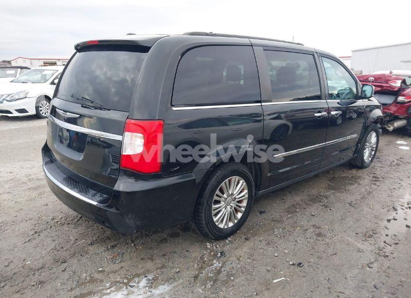 Photo 4 of 2015 Chrysler Town & COUNTRY TOURING-L (VIN 2C4RC1CG9FR677981)