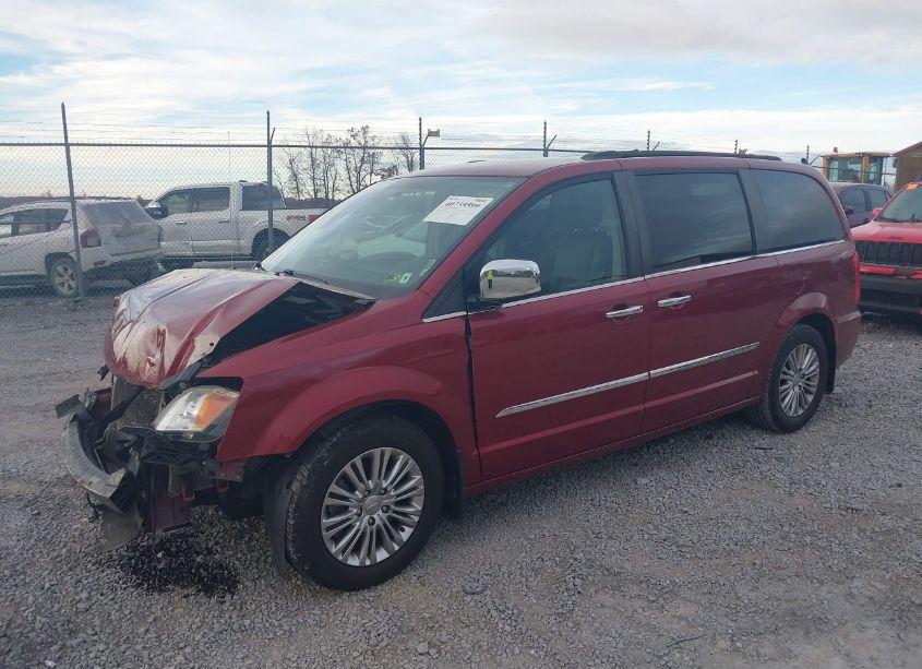 Photo 2 of 2015 Chrysler Town & COUNTRY TOURING-L (VIN 2C4RC1CG9FR754218)