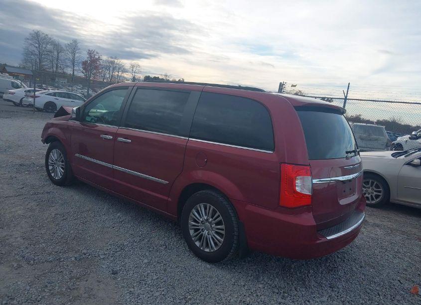 Photo 3 of 2015 Chrysler Town & COUNTRY TOURING-L (VIN 2C4RC1CG9FR754218)